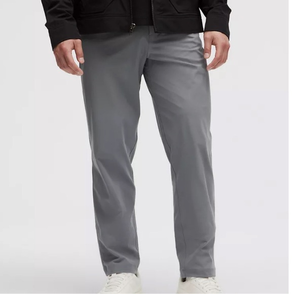 lululemon athletica Men’s ABC Relaxed-Fit 5 Pocket 32L Warpstreme Solar Grey